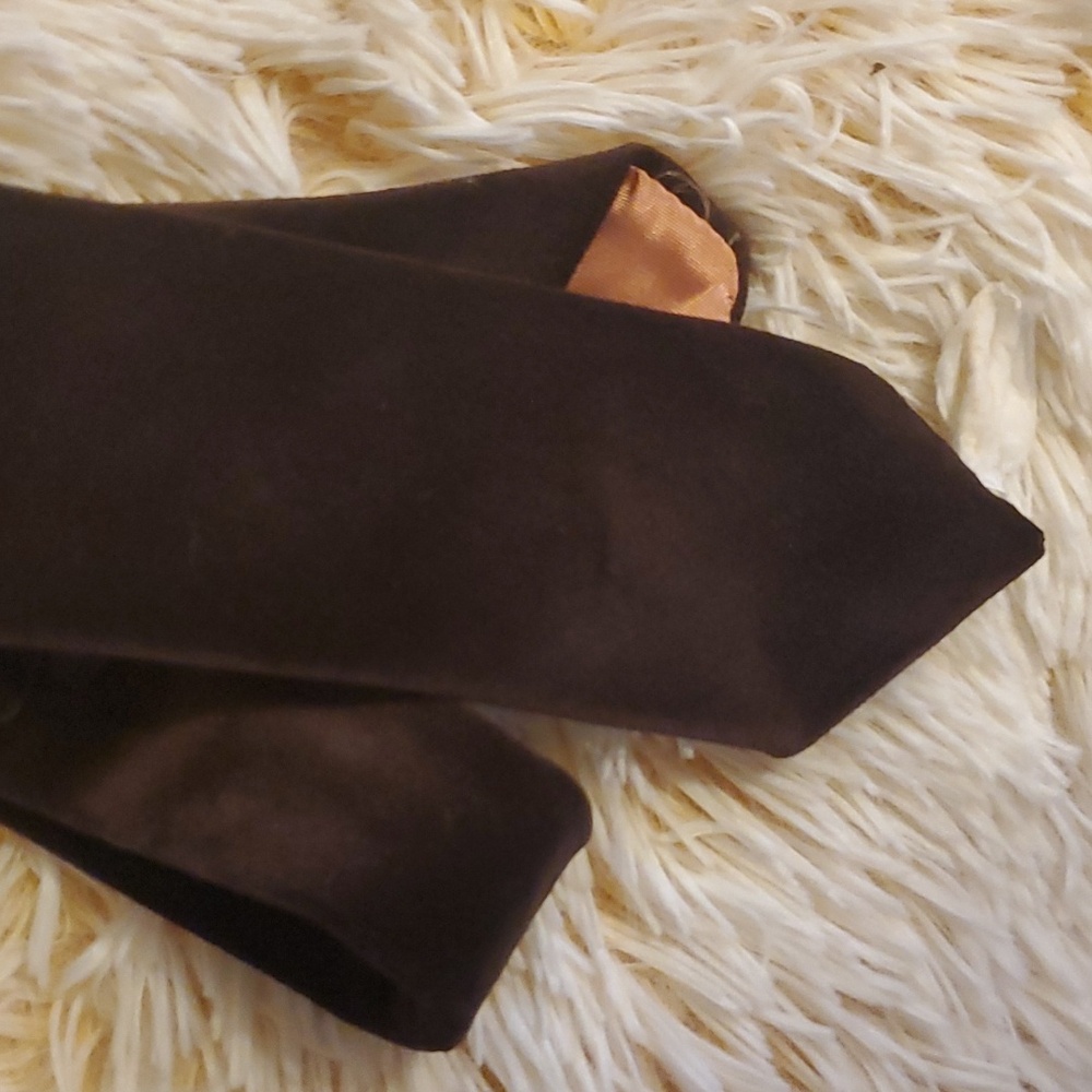 Vintage Huk-A-Poo 1970's Men's Brown Suede Tie - Disco Era